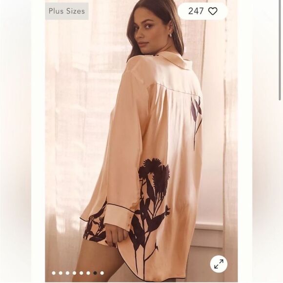 By Anthropologie Long-Sleeve Buttondown Pajama Shirt Medium - Picture 2 of 7